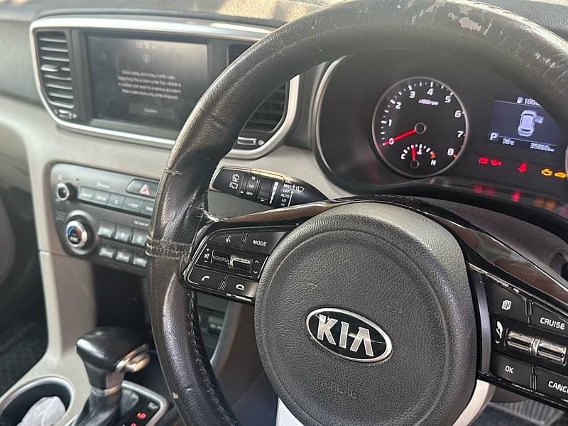 KIA Sportage 2021 FWD 7