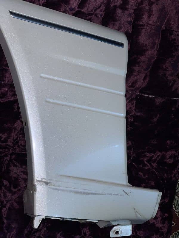 Toyota Land cruiser 100 series left fender panel 8