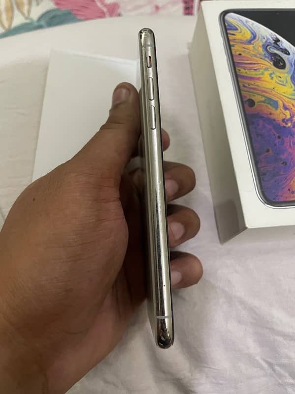 IPHONE XS 256gb 5