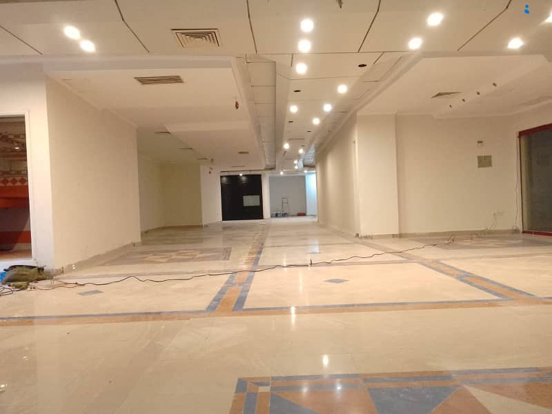 1300 square Feet Brand New Corporation Office Available For Rent in Gulberg 3 Lahore 13