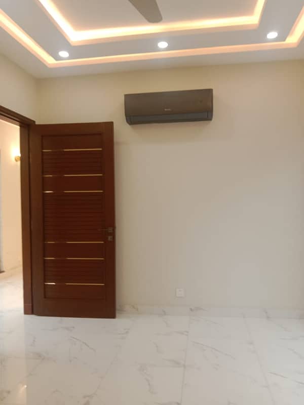 10 Marla Furnished House For Sale In Paragon City Lahore 32