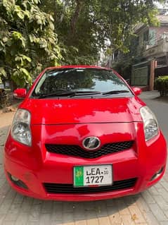 Toyota Vitz 1300 Limited Edition (RR)