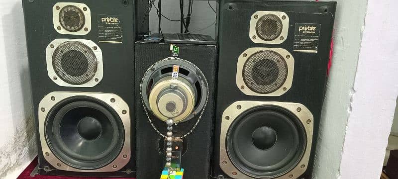 Pioneer speakers and Amplifier 1