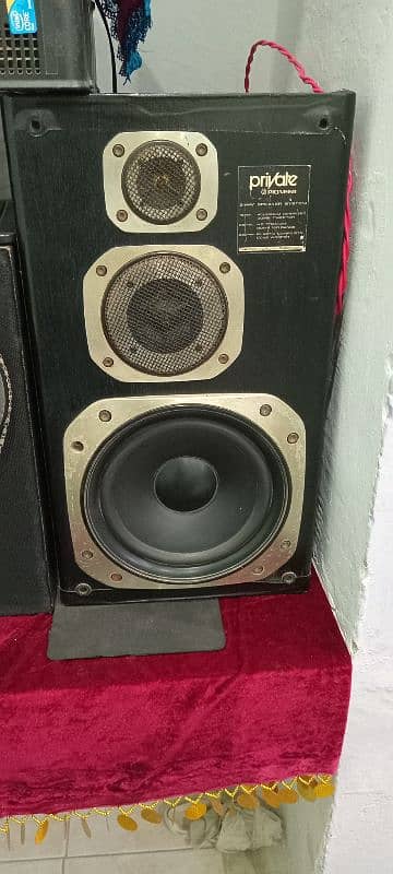 Pioneer speakers and Amplifier 3