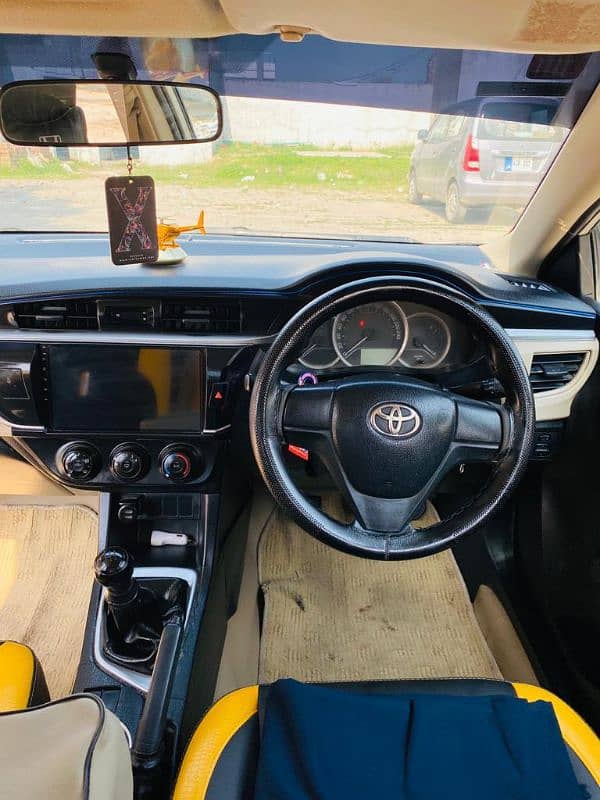 Toyota Corolla XLI 2015 9