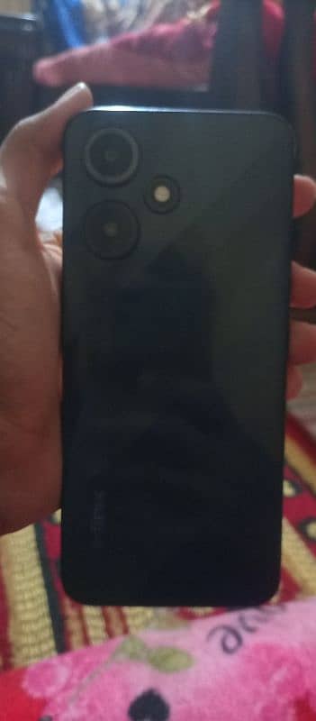 I'm selling my Infinix hot 30play 1