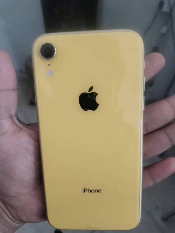 iphone XR 64gb 2