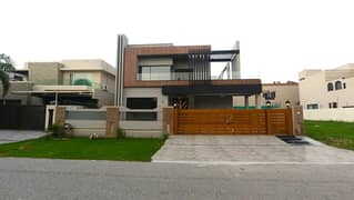 1 KANAL BRAND NEW HOUSE FOR SALE DHA PHASE 6