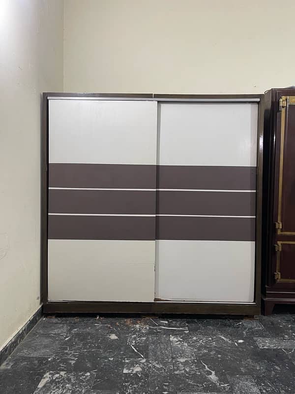 Sliding door wardrobe 1