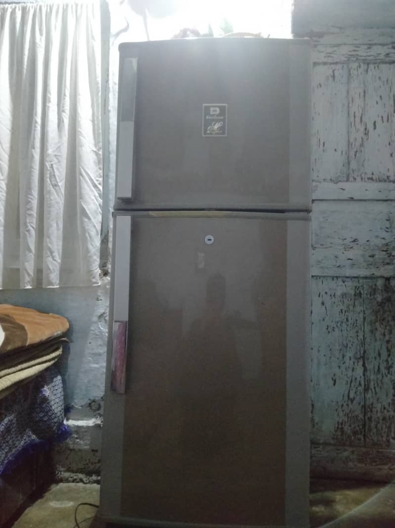 Dawlance refrigerator for sale in good price 3