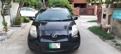 Toyota Vitz 2010