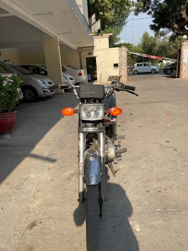 Honda CG 125 Euro 2 edition 2019 Black color 6