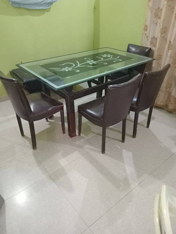 6 seater wooden chinioti Dining Table (4 seats + 1 couch) in low price 3