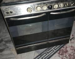 Cooking Range in working condition for sale