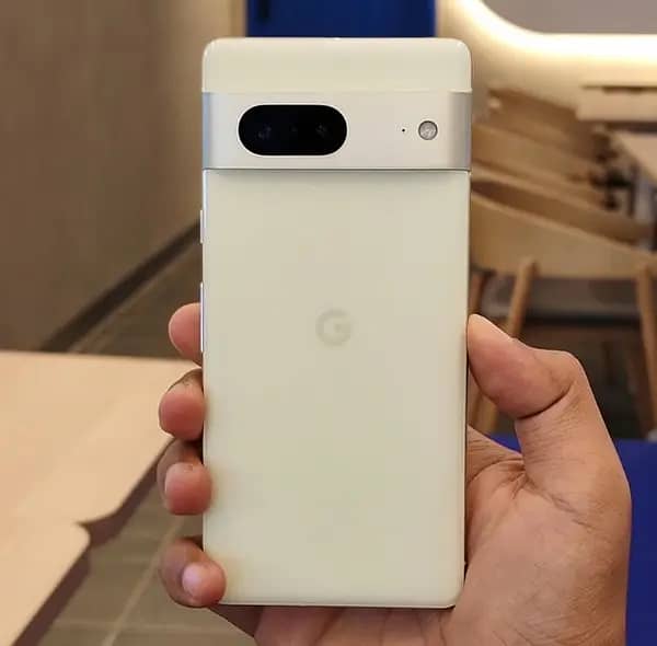 Google Pixel 7 8/256 Dual Sim Approved Non Refurbished 10/10 Condition 2