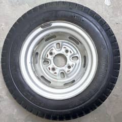 Suzuki ravi . bolan spair wheel