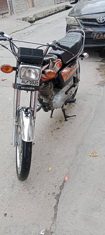 Honda 125 2021 model All Punjab number 1