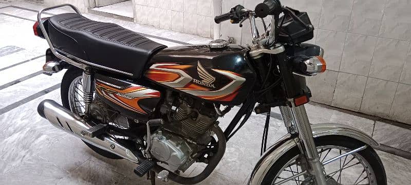 Honda 125 2021 model All Punjab number 2