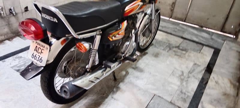 Honda 125 2021 model All Punjab number 4