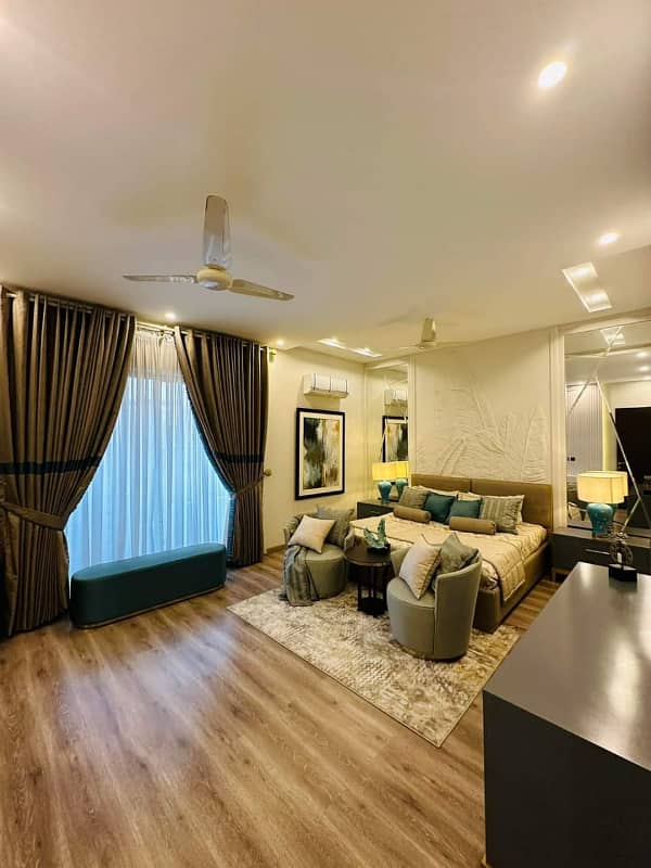 DHA Phase 6, Block E, 01 Kanal, 05 Bed, Fully Furnished Luxurious House Available For Sale. 3