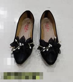 Imported girl stylish Flower pumps Free delivery