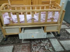 baby cot