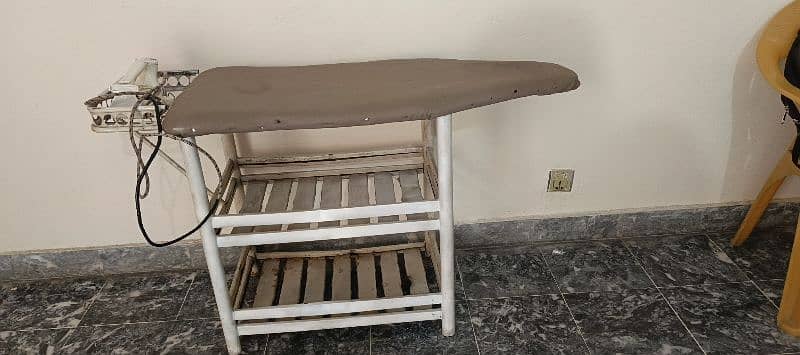 iron table. urgent for sale 1