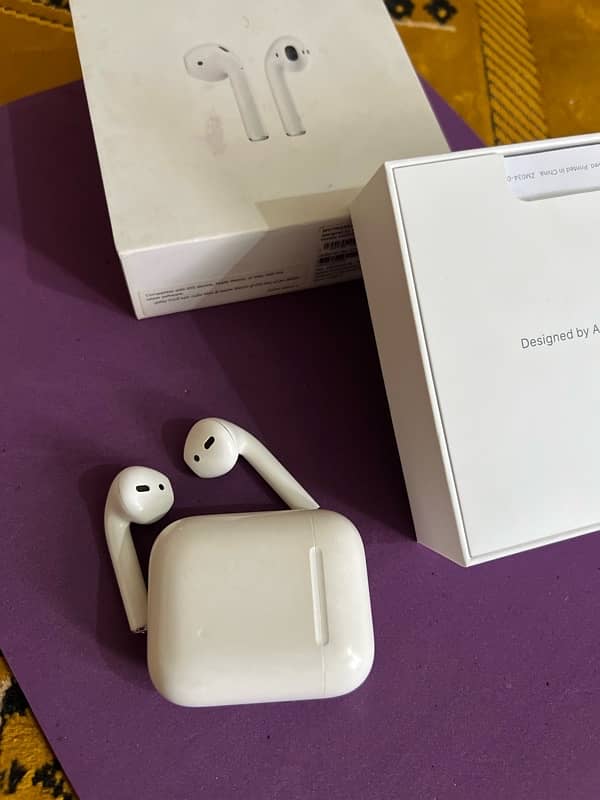 Apple Air Pods(2nd generation ) 6