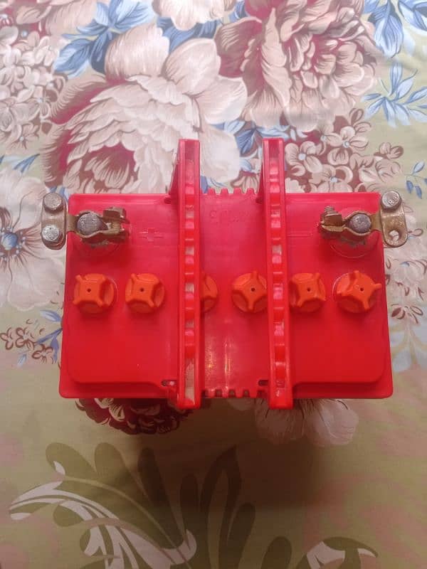 Battery for charger sell . bohut kum chali Hai . . 14000. . faenal 7