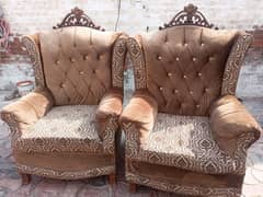 2single Taj sofa important wood heavy wait and velvet fabric use in it