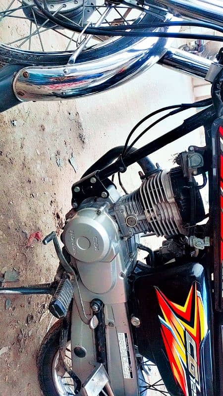 Honda 21 model in lavish condition. with all documents 2