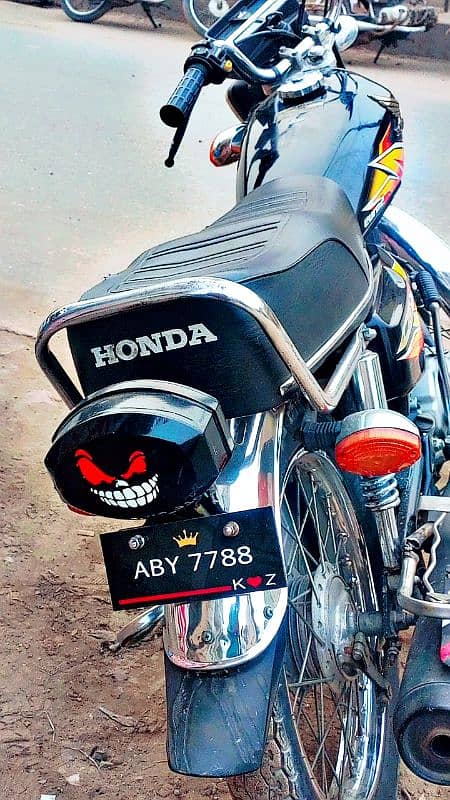 Honda 21 model in lavish condition. with all documents 3