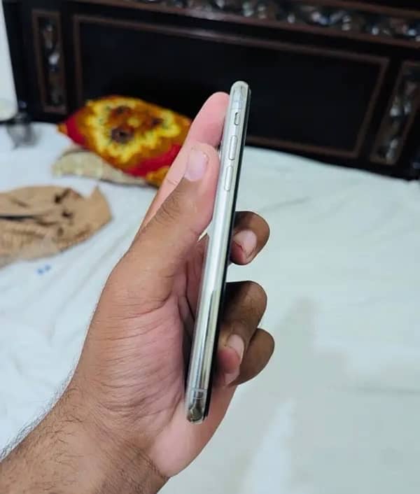 iphone X non pata battery 73 only back break all ok watsaa 03055318729 3