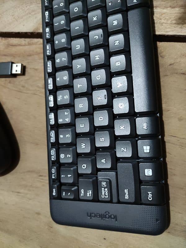 Logitech wireless keyboard 1