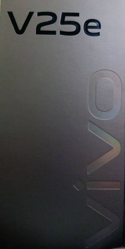 VIVO V 25 e 8/128 Black Diamond Color Complete Box 0