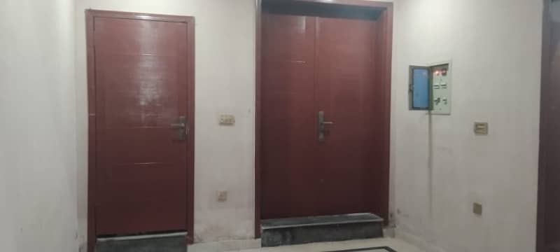 5 Marla Upper Portion Available For Rent in Park View City Lahore Near Thokar 0