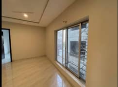 1 Bed luxury Non Furnished Flat Available for Rent In Bahria Town Lahore