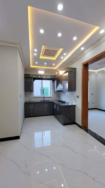 1 bed Luxury Family Furnished Apartment hot location 11