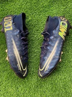 nike football shoes