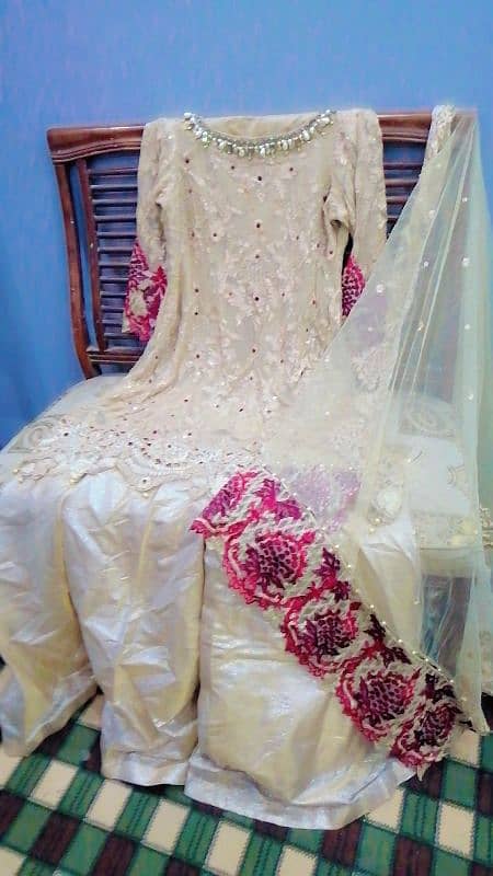 mehandi barat walima party dress branded designer 13