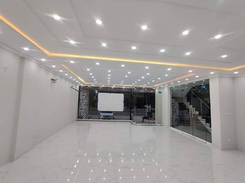 2 side open 8 Marla Commercial floor for rent hot location 1