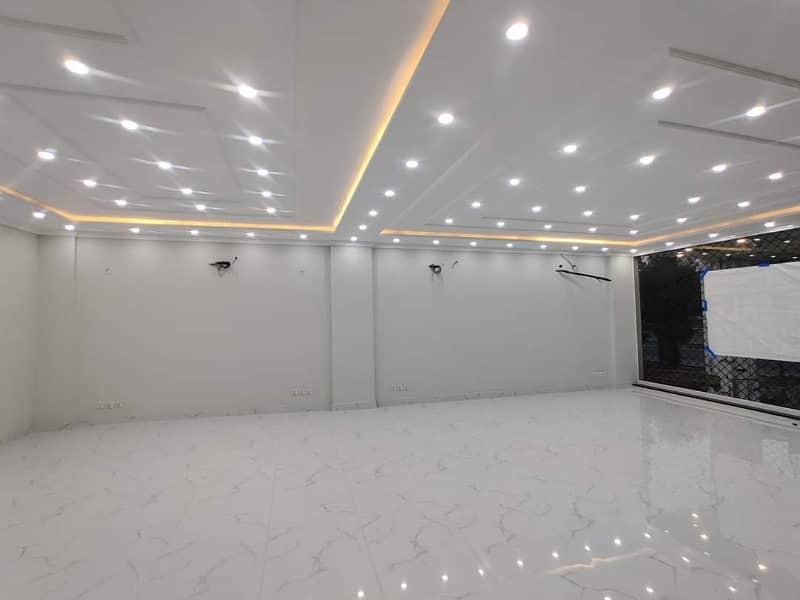 2 side open 8 Marla Commercial floor for rent hot location 8