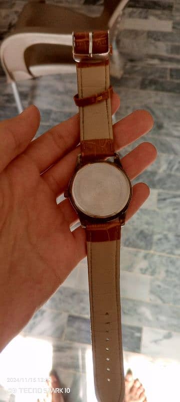 watch binbond chain with 1 brown straps 3