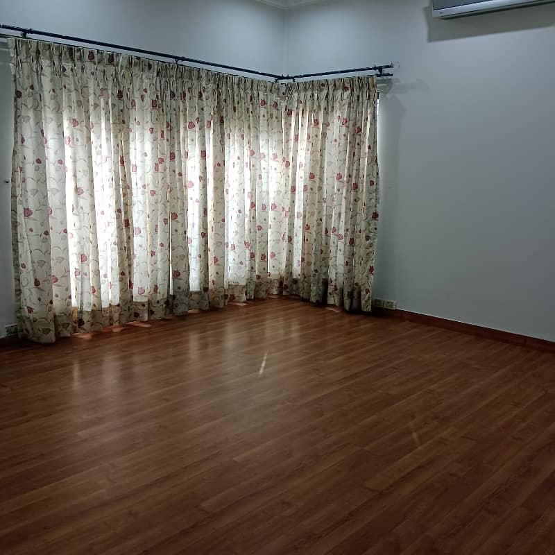 1 Kanal Awesome House With Wooden And Tiled Floor Available For Rent in DHA Phase 3 Block Z 0