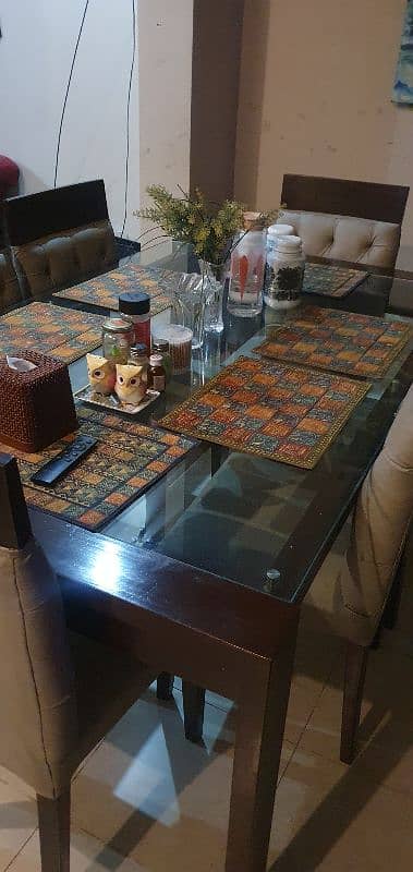 six seater wooden  dinning table 7