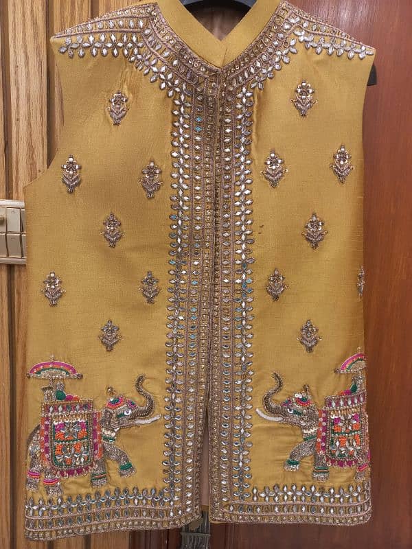 mehndi waist coat for groom 2