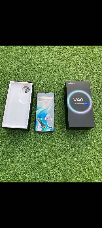 vivo v 40 full warranty 10by10 water pack 24+ 256 3