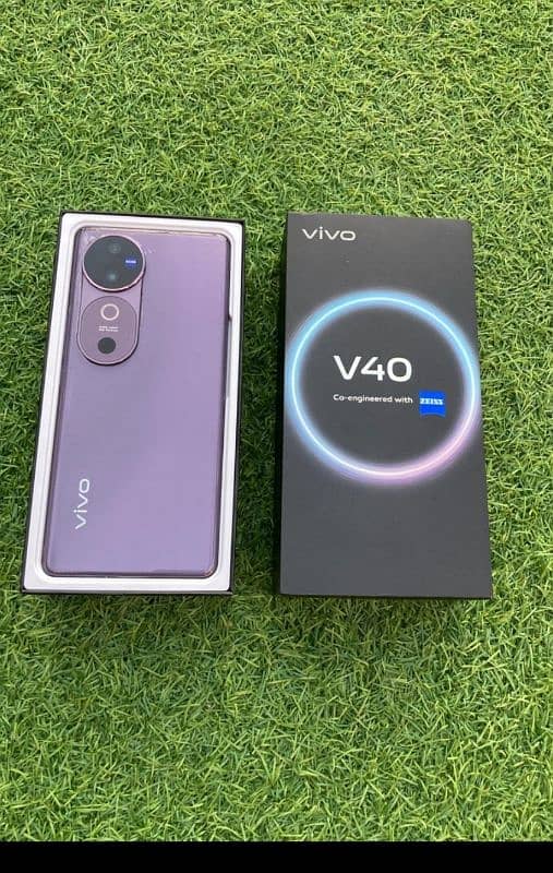 vivo v 40 full warranty 10by10 water pack 24+ 256 4