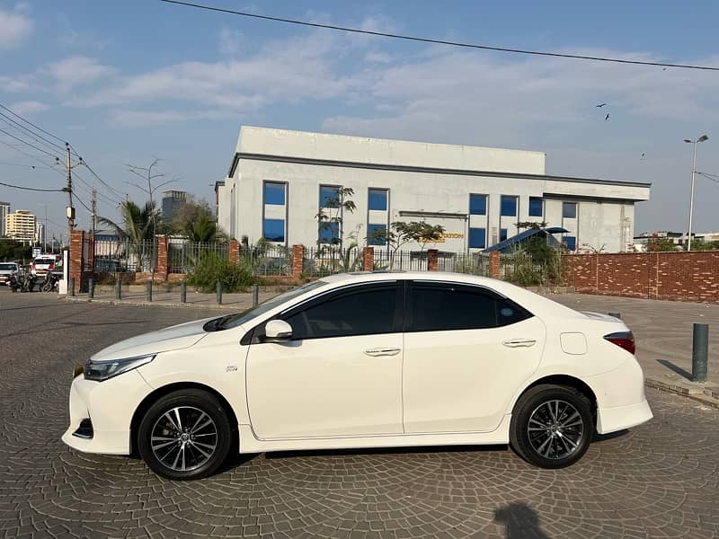 Toyota Corolla Altis X 1.6 Special Edition 6