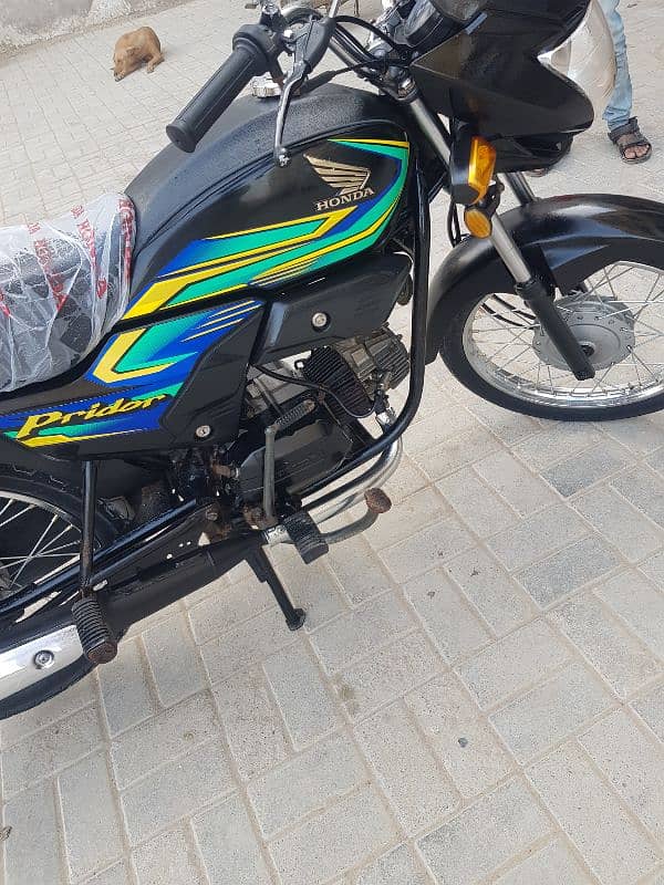 honda pridor 100cc 2023 03 month karachi number 1